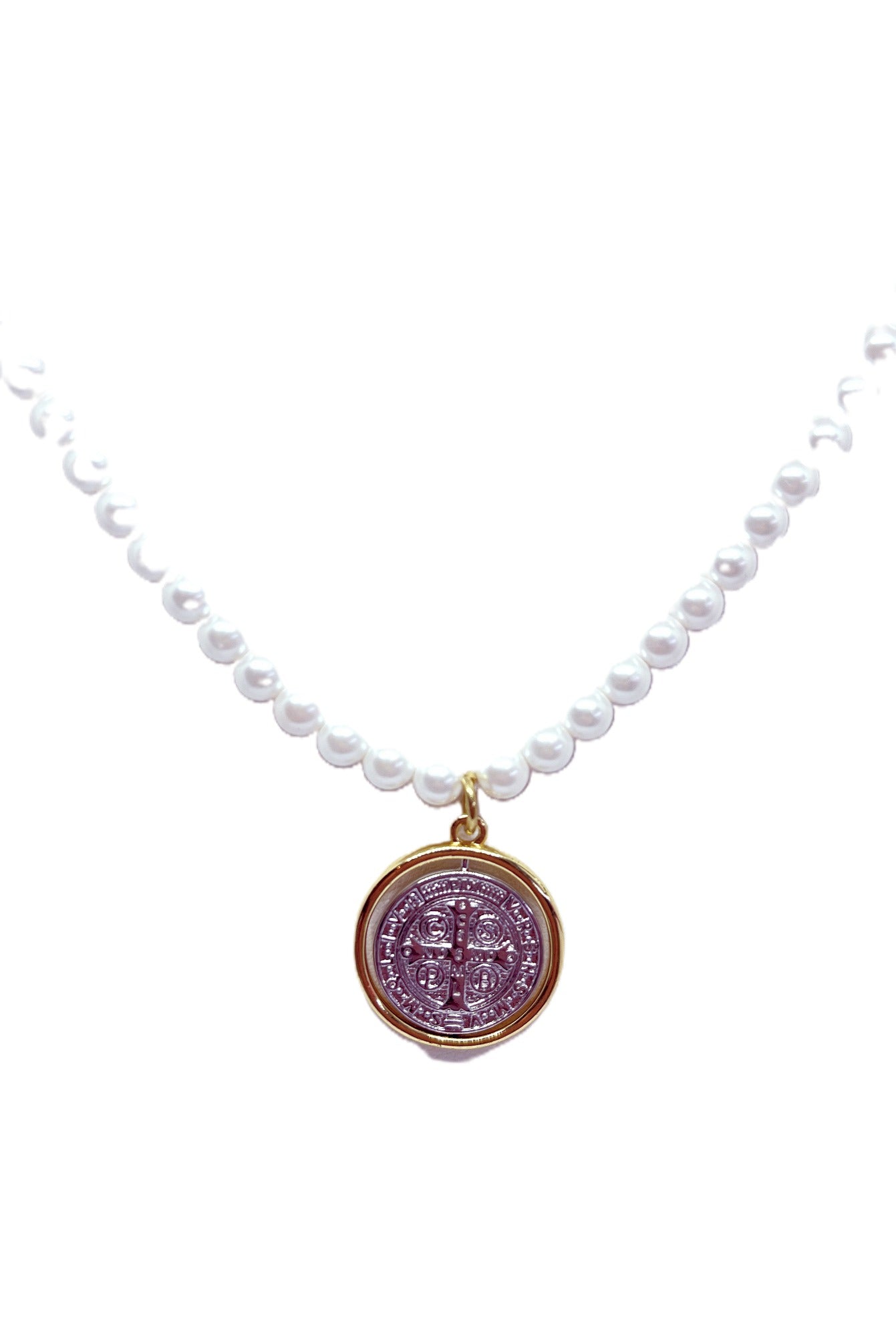 Collar perlas mallorca colgante san Benito