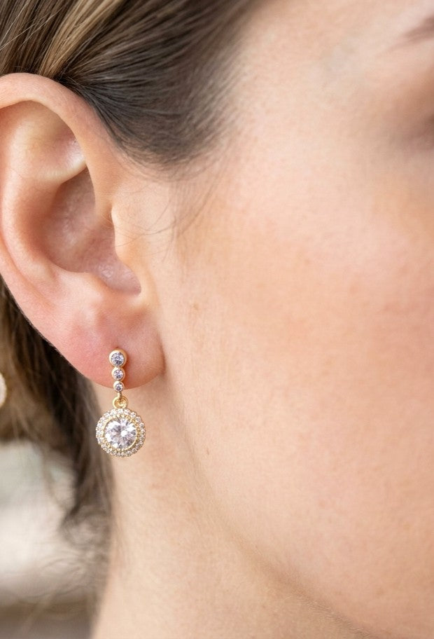 Aros círculo halo con circones pavé, baño de oro amarillo, 5 x 12 mm