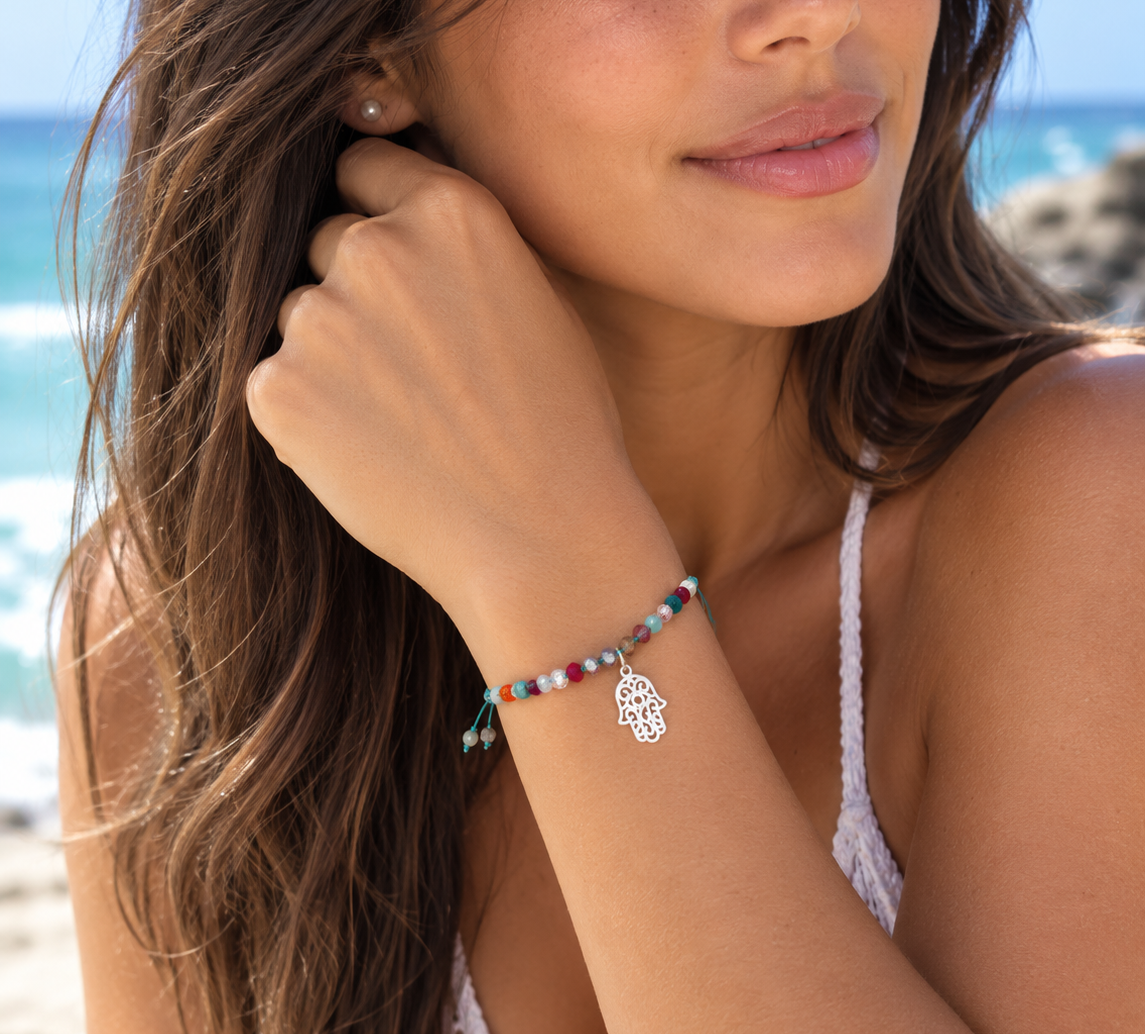 Pulsera mano de Fátima multicolor con cristales de 4 mm y baño de plata
