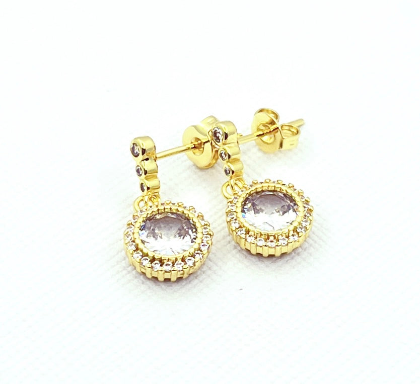 Aros círculo halo con circones pavé, baño de oro amarillo, 5 x 12 mm