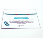 Pulsera turquesa de cerámica Miyuki con macramé y baño de oro amarillo