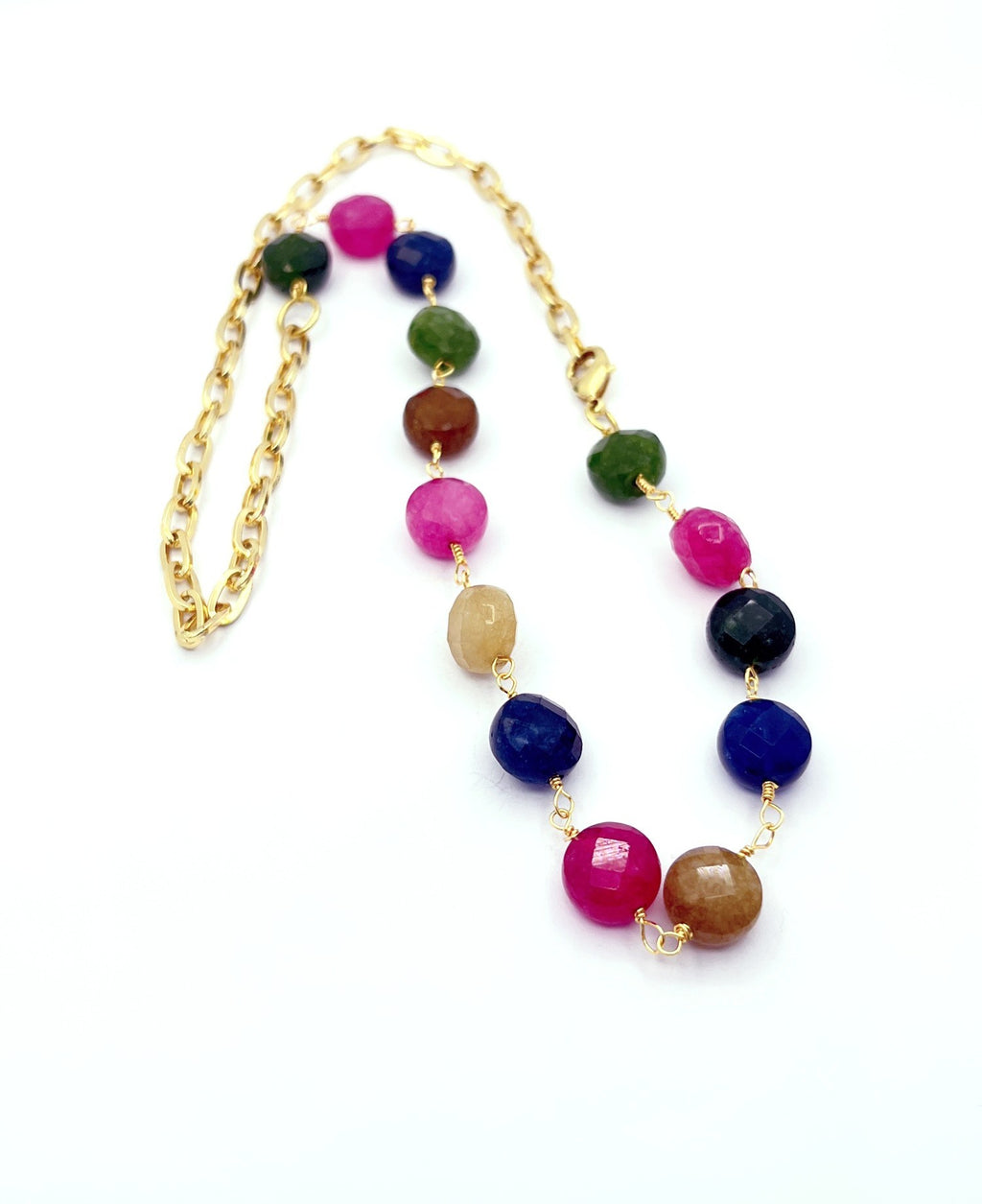 Collar piedras naturales multicolor baño oro amarillo