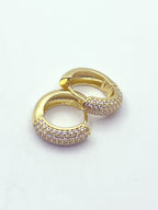 Argolla Huggie Circones Pavé