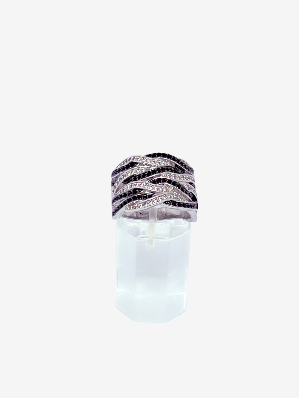 Anillo baño oro blanco y microcircones onix trenzado