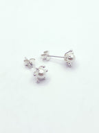 Aros pistilo perla blanca