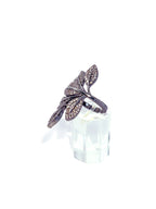 Anillo baño oro blanco hojas y microcircones