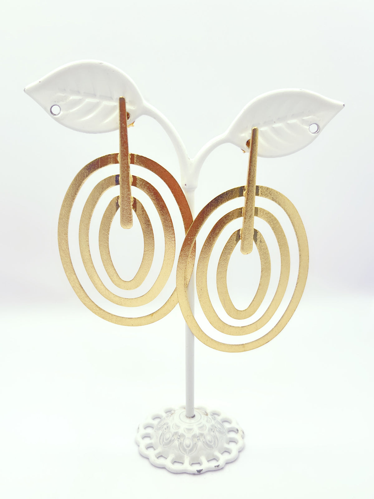 Aros ovalados con baño de oro amarillo, 50 x 30 mm